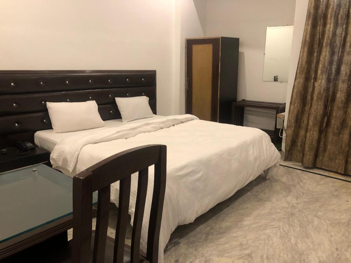 Hotel Shivanta Residency Rishīkesh Esterno foto