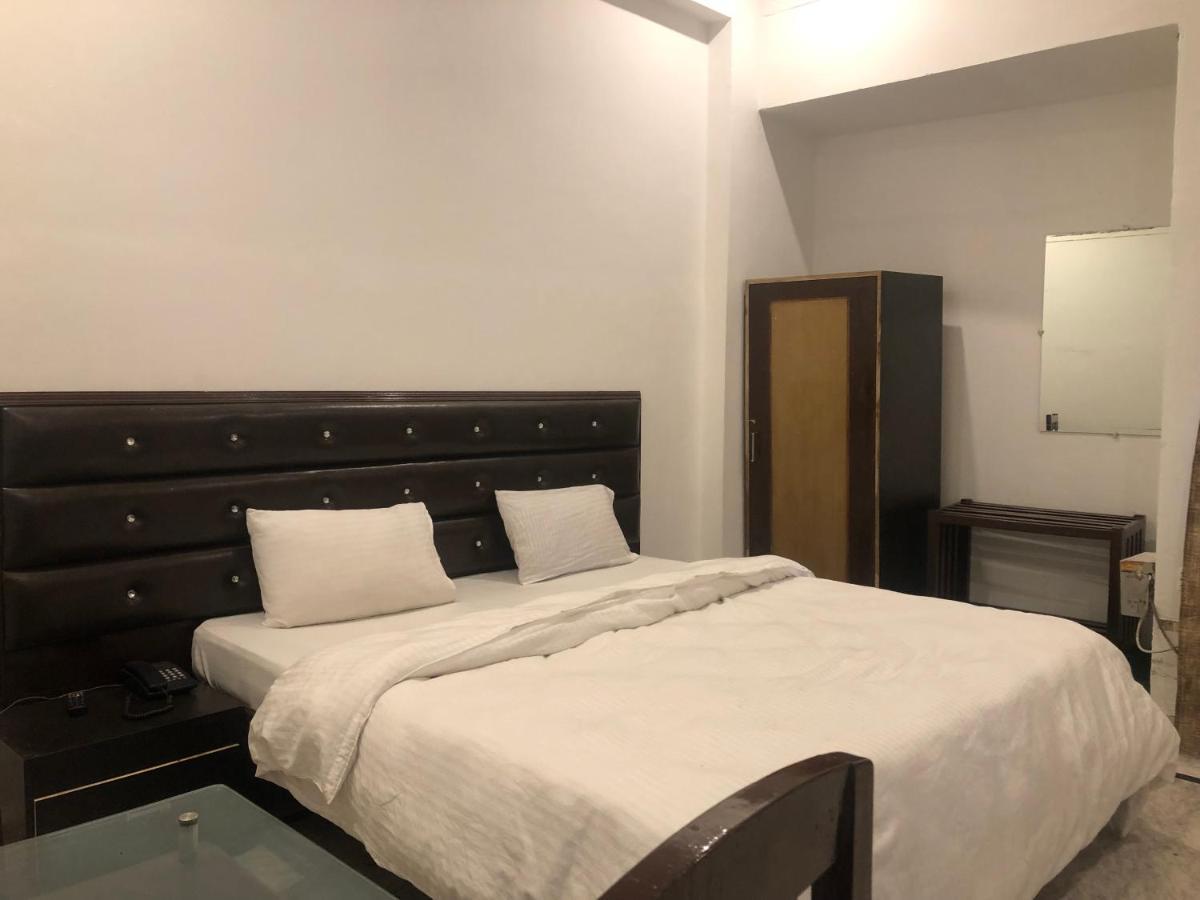 Hotel Shivanta Residency Rishīkesh Esterno foto